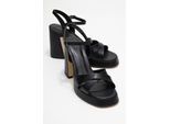 Yvonne Plateau-Sandalen