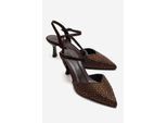 Vilka Verfraaide Slingback Kitten Heel Pumps