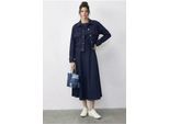 Jeansjacke und weit geschnittene Hose Set