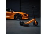 Möbelix , Orange , Metall , 60x108x104 cm , Beleuchtung vorne, Beleuchtung hinten, Faltrahmen, LED Scheinwerfer, LCD Display, integrierter Parkständer, zusammenklappbar, Bluetooth, Feuchtigkeitsprüfung, Glocke, Reflektoren, Reflektorenstreifen, digitale Tachoanzeige, Smartphone-Steuerung ,