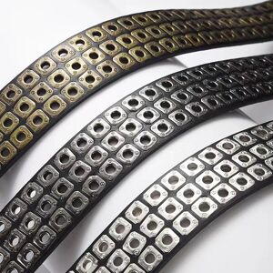 Aucun Nouveau Haute qualité femmes ceinture de luxe ceintures pour femmes punk Rivet oeil mode jean décoratif fête ceintures femme
