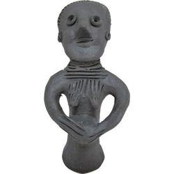Scultura d& 39;epoca di una donna incinta in argilla modellata, 1980