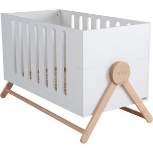 micuna Swing 140x70 Lettino Culla Neonato In Legno Dondolo Trasformabile In Letto Colore Bianco E Legno Naturale - Swing