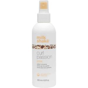 milk_shake Curl Passion Primer Detangles and Hydrates Curls 200mL