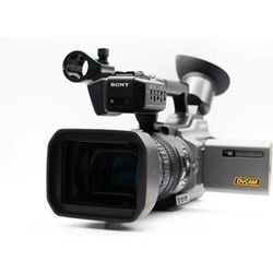 Used Sony DSR-PD170 MiniDV Digital Camcorder Excellent