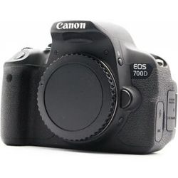 Used Canon EOS 700D Digital SLR DSLR Camera Body Good
