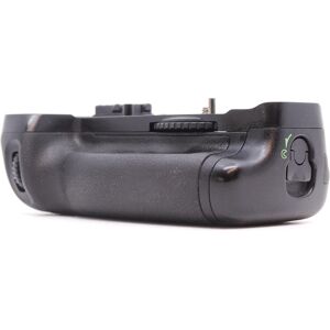 Used Nikon MB-D14 Battery Grip