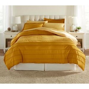 BH Studio Pintucked Duvet Cover and Shams by BrylaneHome in Gold Maize (Size FULL)