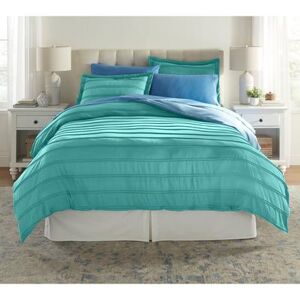 BH Studio Pintucked Duvet Cover and Shams by BrylaneHome in Peacock Turquoise (Size KING)