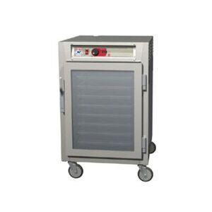 Metro C585-SFC-U 1/2 Height Insulated Mobile Heated Cabinet w/ (8) Pan Capacity, 120v, Universal Wire Slides, Glass Door, Stainless Steel