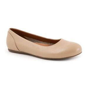 Women's Sonoma Ballerina Flat by SoftWalk in Beige (Size 7 1/2 M)