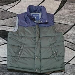 American Eagle Outfitters Jackets & Coats American Eagle Outfitters Puffer Vest Color: Blue/Green Size: M