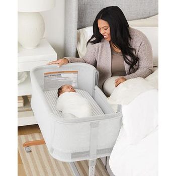 Skip Hop Cozy-Up 2-in-1 Bedside Sleeper & Bassinet - Grey