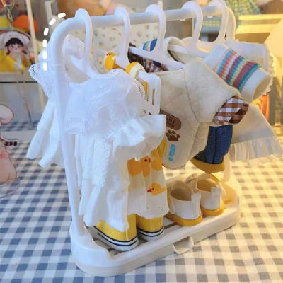 Perchero de plástico para ropa de muñecas, muebles para casa de muñecas en miniatura, organizador de armario para Cosplay de juguete, regalo para casa de juego de muñecas de algodón de 15/20cm
