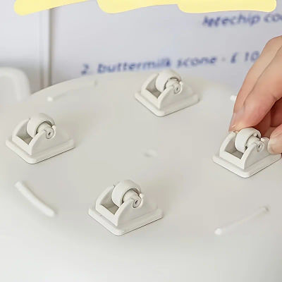 8 ruedas autoadhesivas, ruedas de plástico duraderas. Diseño de fácil fijación para muebles y cajas de almacenamiento