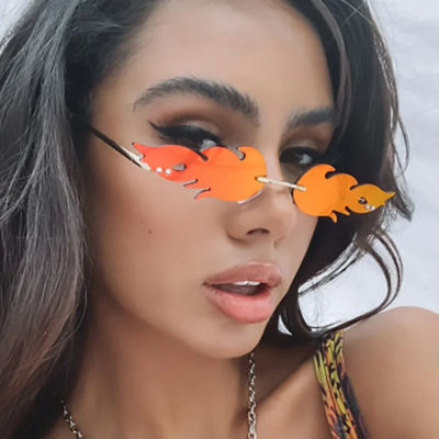 Gafas de sol de lujo a la moda con llamas de fuego para mujer, gafas de sol onduladas sin montura, gafas de sol de Metal para mujer Vintage, gafas de espejo UV400