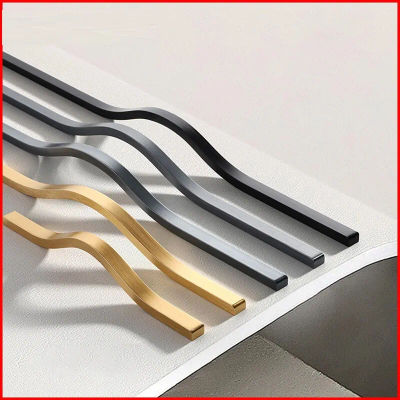 Manija de gabinete dorada de lujo ligera, manija de puerta curva Simple moderna de alta gama, puerta de armario, manija de muebles de cajón de zapatero