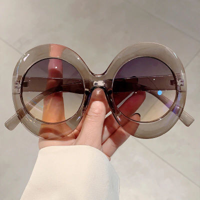 KAMMPT gafas de sol redondas de gran tamaño 2024 moda mujer Vintage gradiente gafas de sol al aire libre Ins diseño de marca de moda gafas de sol negras