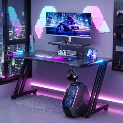 Escritorio para Juegos FRODROVIA con Luces LED RGB Controladas por Aplicación, Superficie de Fibra de Carbono, con Elevador de Monitor Extraíble, Soporte para Vasos y Gancho para Auriculares, Patas