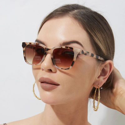 Gafas de sol con montura cuadrada pequeña para mujer, anteojos de sol femeninos a la moda, Estilo Vintage, color caramelo, UV400