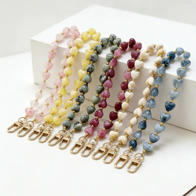 Cadena de acrílico para teléfono móvil, colgante de corazón de amor, cordón con cuentas para teléfono, cuerda colgante para teléfono móvil, joyería para mujer