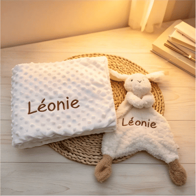Regalo Baby Shower Original, Set de Manta y Peluche Conejito con Nombre Bordado, Ideal para Recién Nacido 0-3 Años