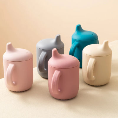 1 Uds. Tazas de silicona para alimentación de bebé para bebés y niños pequeños, vasos de agua potable con vástago de mano de aprendizaje portátil, cosas para bebés