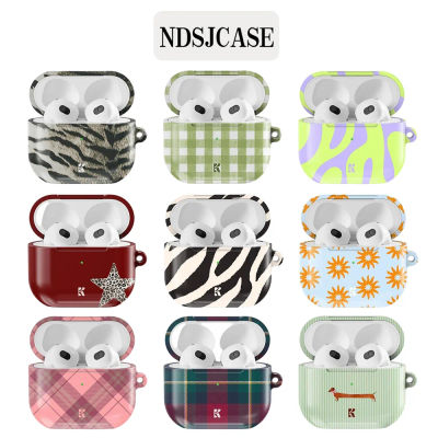 Funda Protectora Rígida HD Brillante a Prueba de Golpes Snow Kitty Savage Idol para Auriculares AirPods 1 2 3 Pro Pro2 con Gancho Metálico