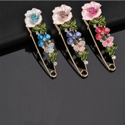 Broche de flores elegante para mujer, alfileres con diamantes de imitación, planta esmaltada, Pin para solapa, insignia, cárdigan, bufanda, vestido, ropa, regalos de joyería