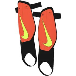 Nike Kinder Schienbeinschoner Charge Soccer Shin Guards DX4610-830 M - Hyper Crimson/Black/Volt - M