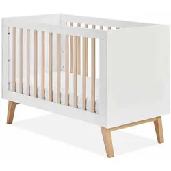 KONSIMO® Babybett DAMBI Kinderbett, hergestellt in der EU, Höhenverstellung, handgefertigt, Abnehmbare Kinderbettsprossen weiß 124.5 cm x 89.5 cm x 66 cm