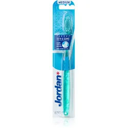 Jordan Target Teeth & Gums Medium Zahnbürste 1 St.