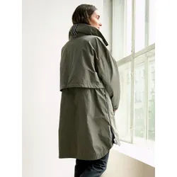 Le manteau 3/4 à capuche amovible BASLER vert