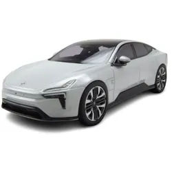 Norev Modellauto Polestar 5 2025 magnesium silber, Maßstab 1:43 silberfarben