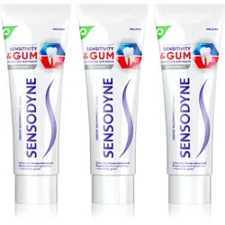 Sensodyne Sensitivity & Gum Whitening bleichende Zahnpasta zum Schutz von Zähnen und Zahnfleisch 3x75 ml