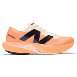 New Balance FC Rebel V4 Damen Laufschuh hot mango US 10