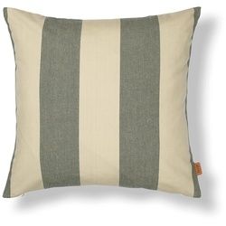 ferm LIVING - Strand Outdoor Kissen, 50 x 50 cm, dark lichen / parchment