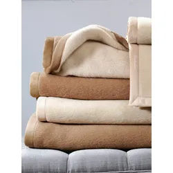 La couverture avec laine vierge env. 150x200 cm Ritter marron