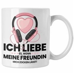 Trendation Tasse Trendation - Gamer Geschenk Freundin Gamer Zocken Zocker Headset Grafik Tasse Geschenkidee Tassen Lustig Gaming weiß