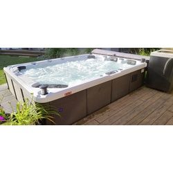 Canadian Spa Grand Bend Whirlpool