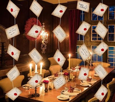 OBOSOE Vintage Brev & Kuvert Girlang – Hängande Dekoration för Magiskt Tema, Födelsedag, Halloween & Fest