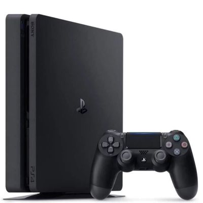Sony Playstation 4 Slim ( ps4) ( ( begagnad, bra skick )