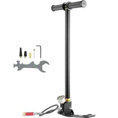 3-trins håndpumpe i high-end 301 rustfrit stål, op til 4500 psi (30 MPa), ideel til PCP luftgeværer. Trykmåler 0-5800 psi (40 MPa).