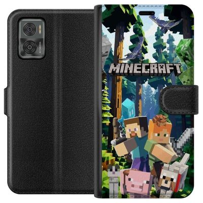 Motorola Moto E22i Lommeboketui Minecraft mobildeksel med skog og figurer i pikselstil