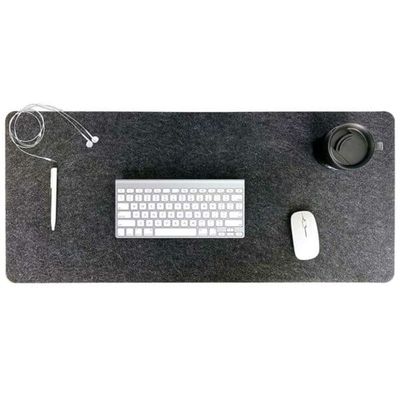 Skrivebordsmatte 80x40cm svart teppe