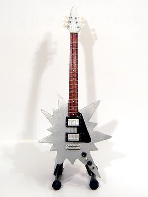 Mini guitar: ABBA - Björn Ulvaeus