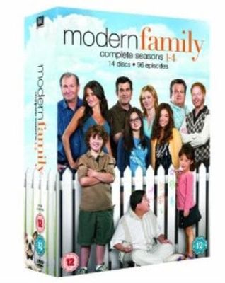 Modern Family: Complete Seasons 1-4 DVD (2013) Ed O’Neill Cert 12 14 Discs Pre-Owned Region 2