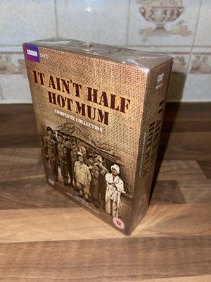 IT AIN'T HALF HOT MUM - THE COMPLETE BBC SERIES 1-8 - DVD BOX SET Region 2 Brand New