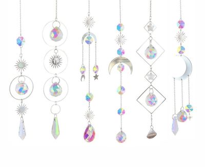 Lollanda 6-pack solfångare med kristallhänge – Vindspel som reflekterar ljus och skapar vackra ljusmönster i hemmet