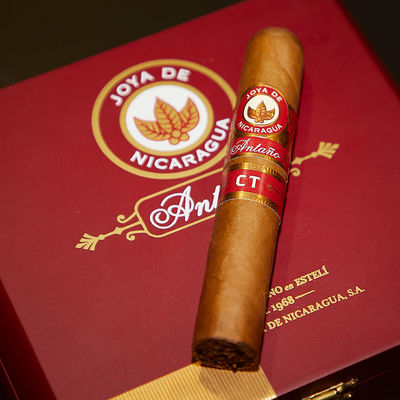 Joya de Nicaragua Antano Robusto Connecticut - BOX (20)